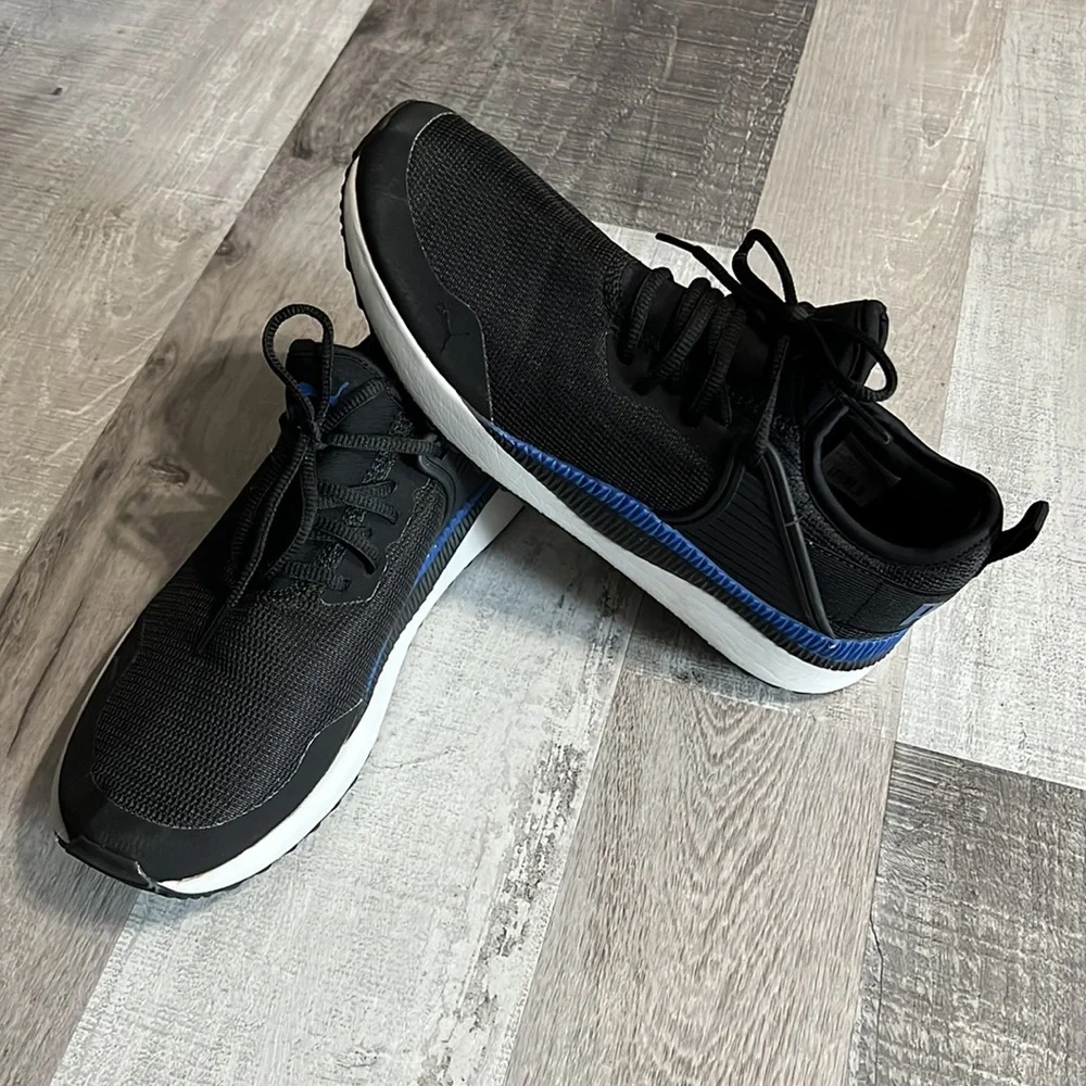 Like New PUMA Pacer Next Cage Sneaker Black Sodalite Blue Logo Men’s Size 7.5 - Picture 7 of 7